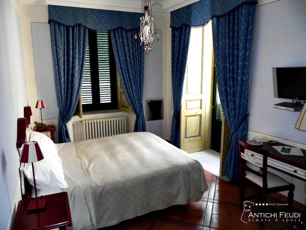 Antichi Feudi Dimora D'Epoca Hotel Teggiano Kültér fotó