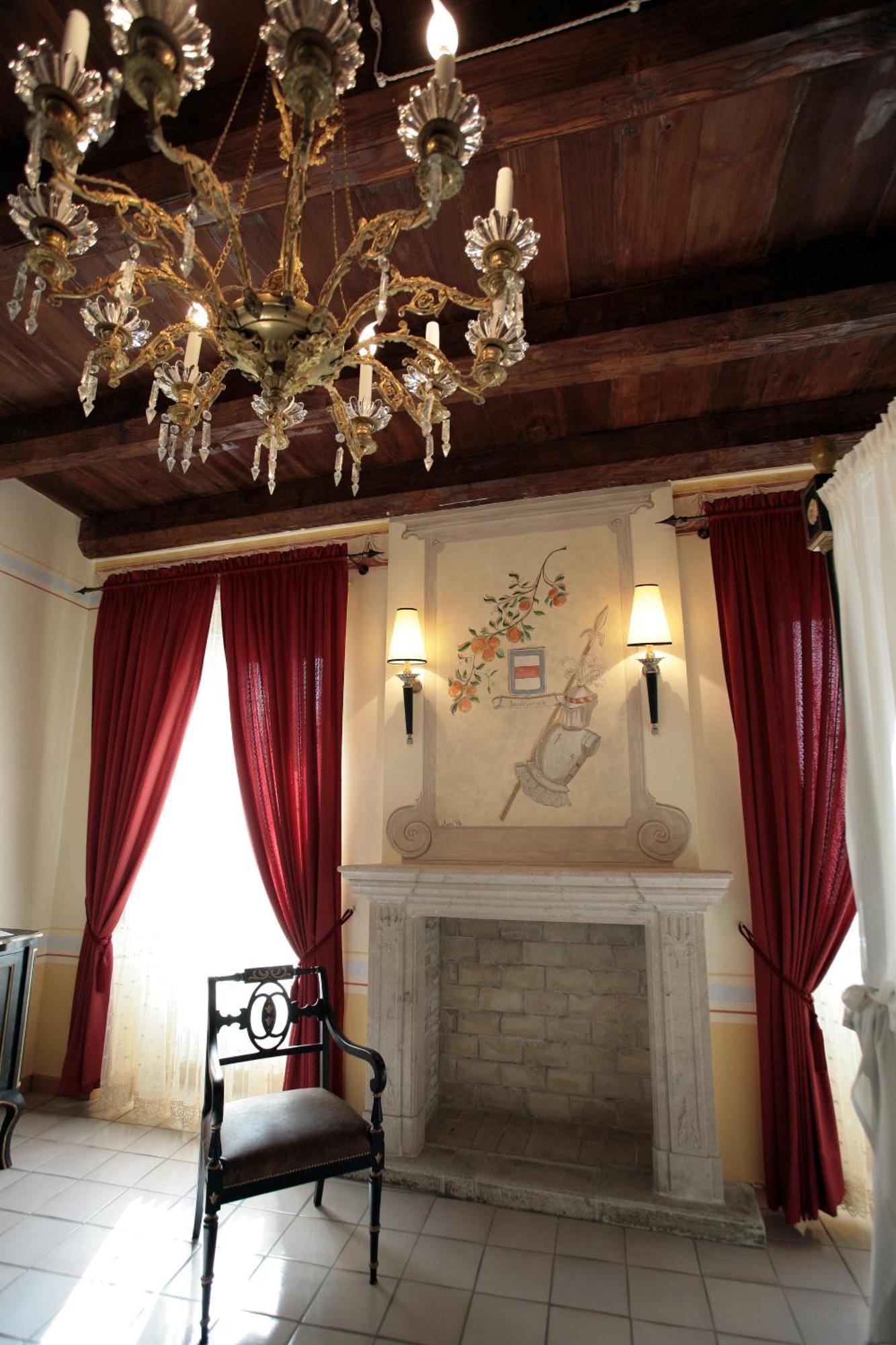 Antichi Feudi Dimora D'Epoca Hotel Teggiano Szoba fotó