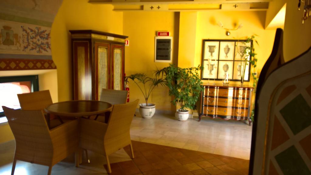 Antichi Feudi Dimora D'Epoca Hotel Teggiano Kültér fotó