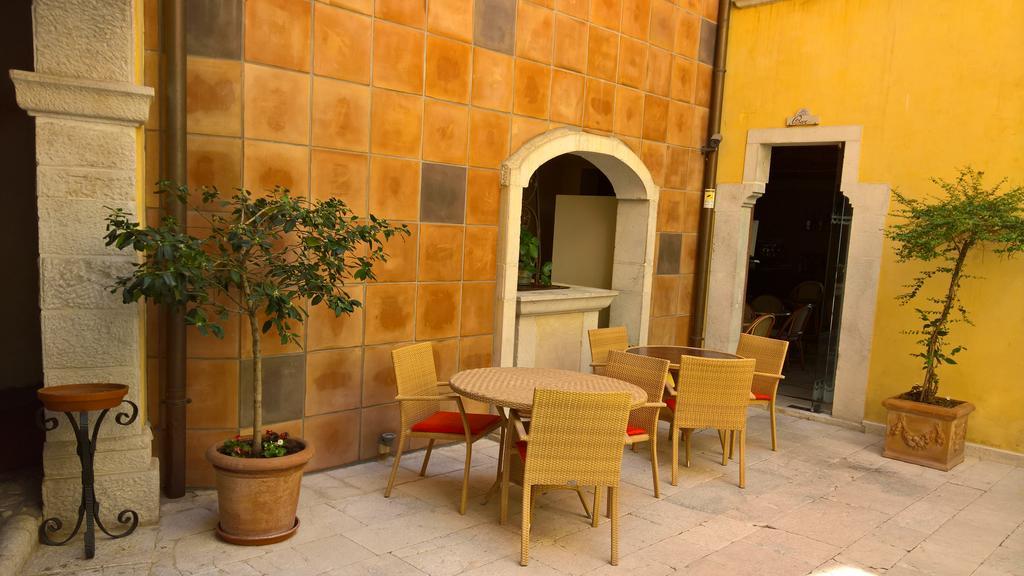 Antichi Feudi Dimora D'Epoca Hotel Teggiano Kültér fotó